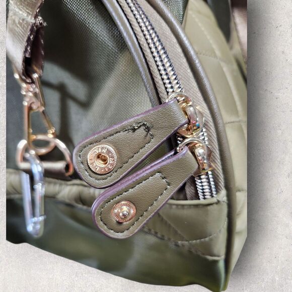 Joan & David Quilted Olive Green Pet Carrier Travel Bag Sherpa Pad Small Animal - Picture 7 of 14